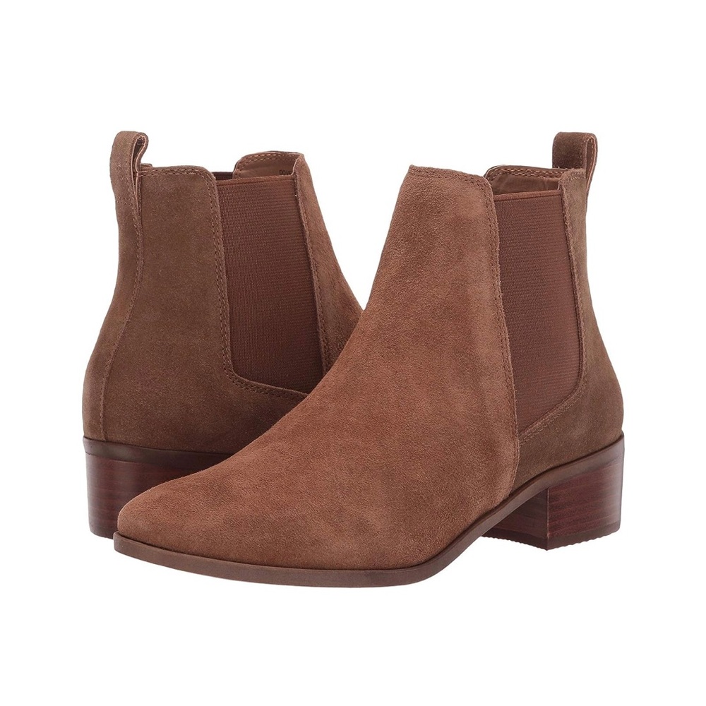Steve Madden Dover Booties in Cognac Suede